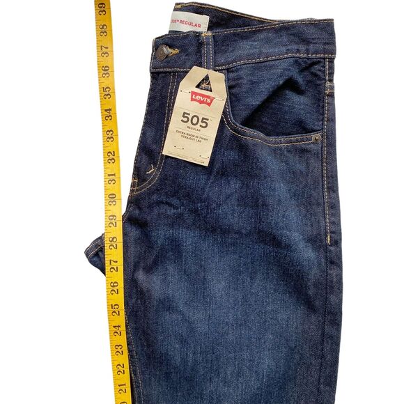 Levis 505 Regular Fit Extra Room in Thigh Size 18 Dark Wash Straight Leg Jeans - Picture 11 of 11